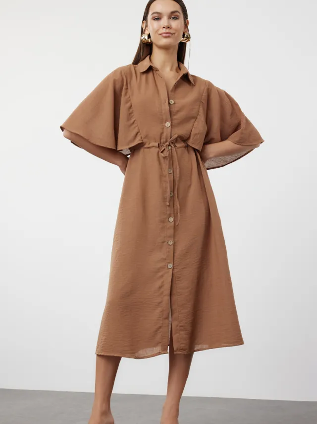 Trendyol TRENDYOLMİLLA Dames Bruin Effen Midi Kort Casual Blousejurk Jurken