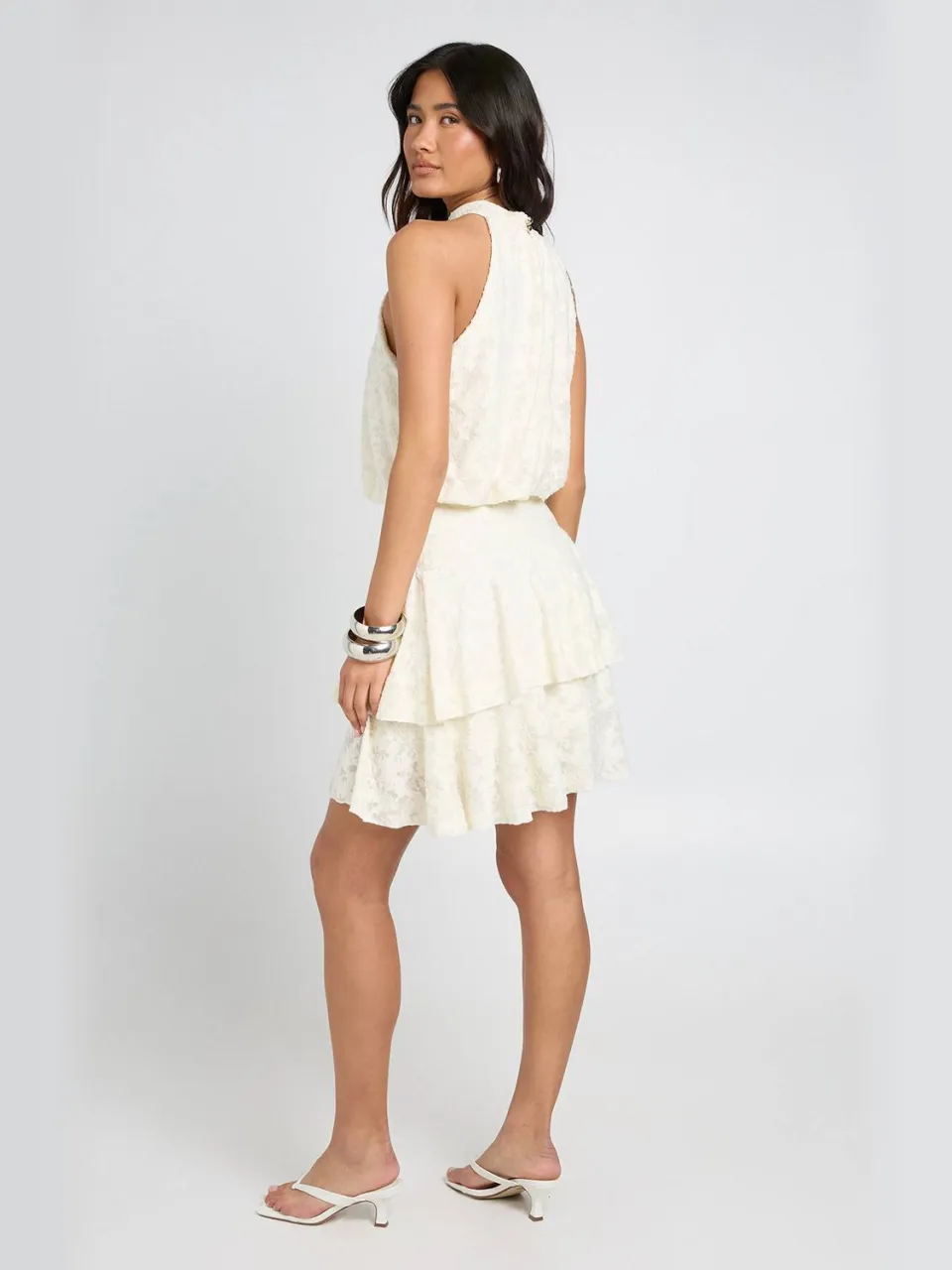 boohoo Dames Burnout Bloemen Skater Jurk Met Hoge Halslijn ivoor, foto 2