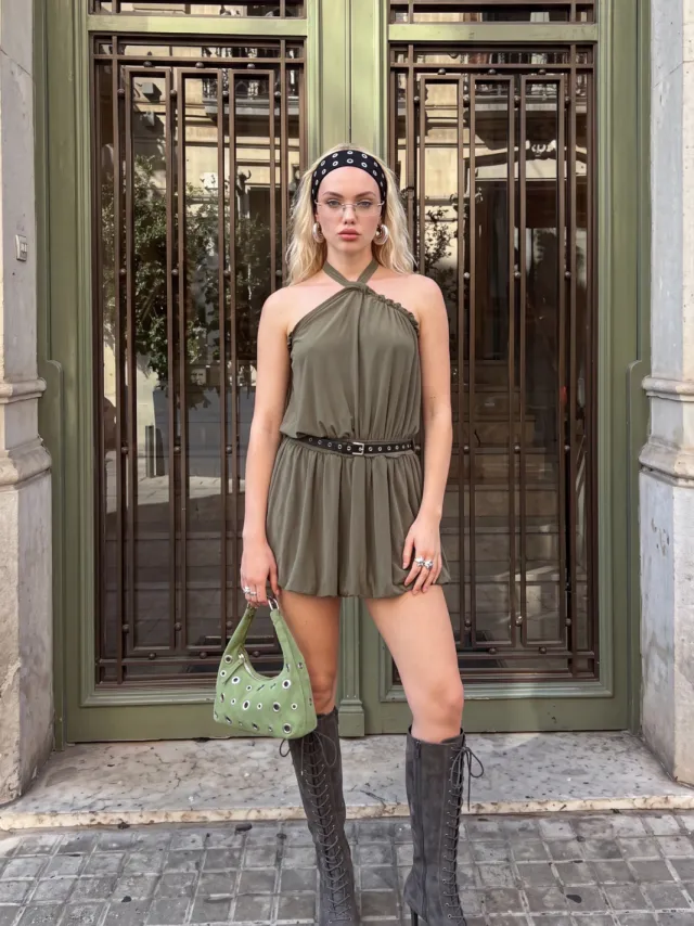 Trendyol TRENDYOLMİLLA Dames Kaki Effen Kort / Mini Mouwloos Skater Jurken