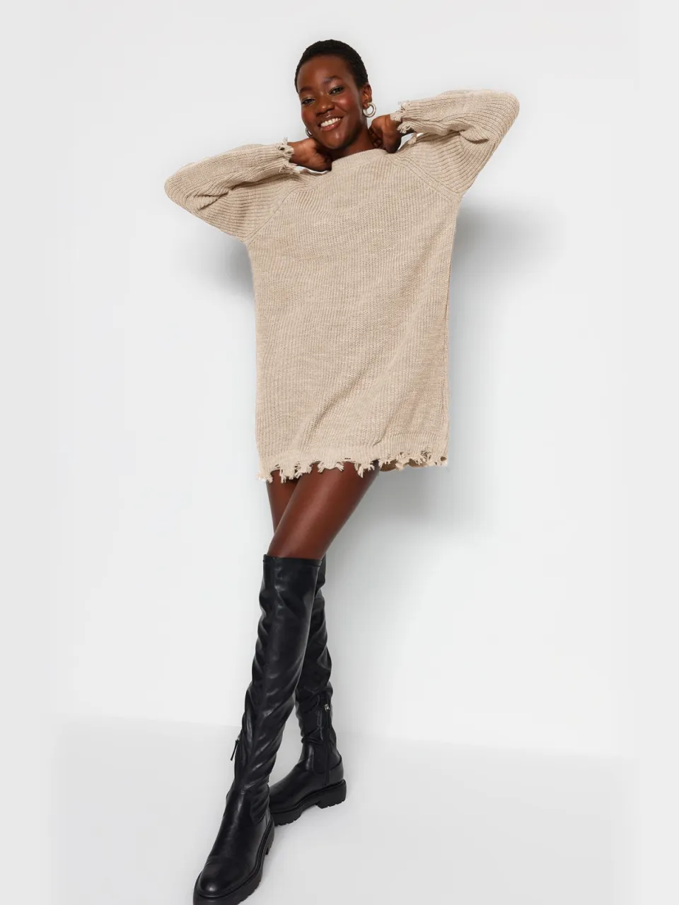 Trendyol TRENDYOLMİLLA Dames Beige Effen Extra Kort / Super Mini Lang Casual Recht Jurken, foto 2