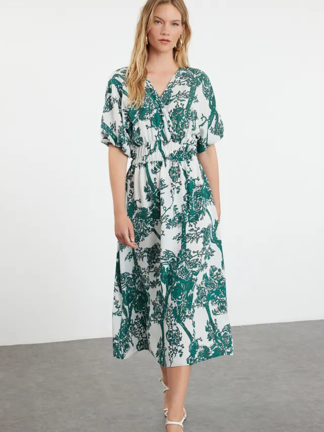 Trendyol TRENDYOLMİLLA Dames Groen Bloemen Midi Kort Avond / Dagelijks Skater Jurken