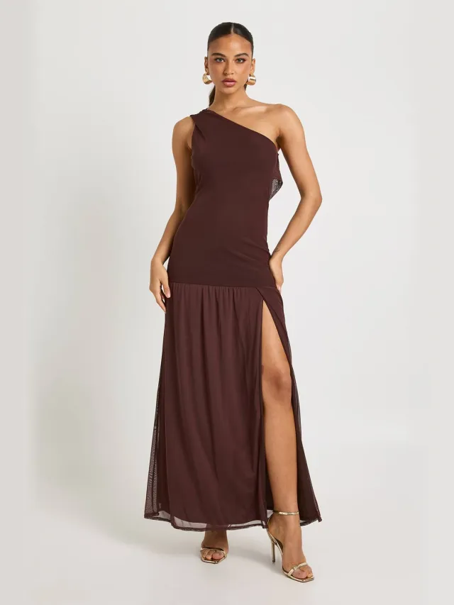 boohoo Dames One-shoulder cowl-back drop waist maxi-jurk Chocoladebruin