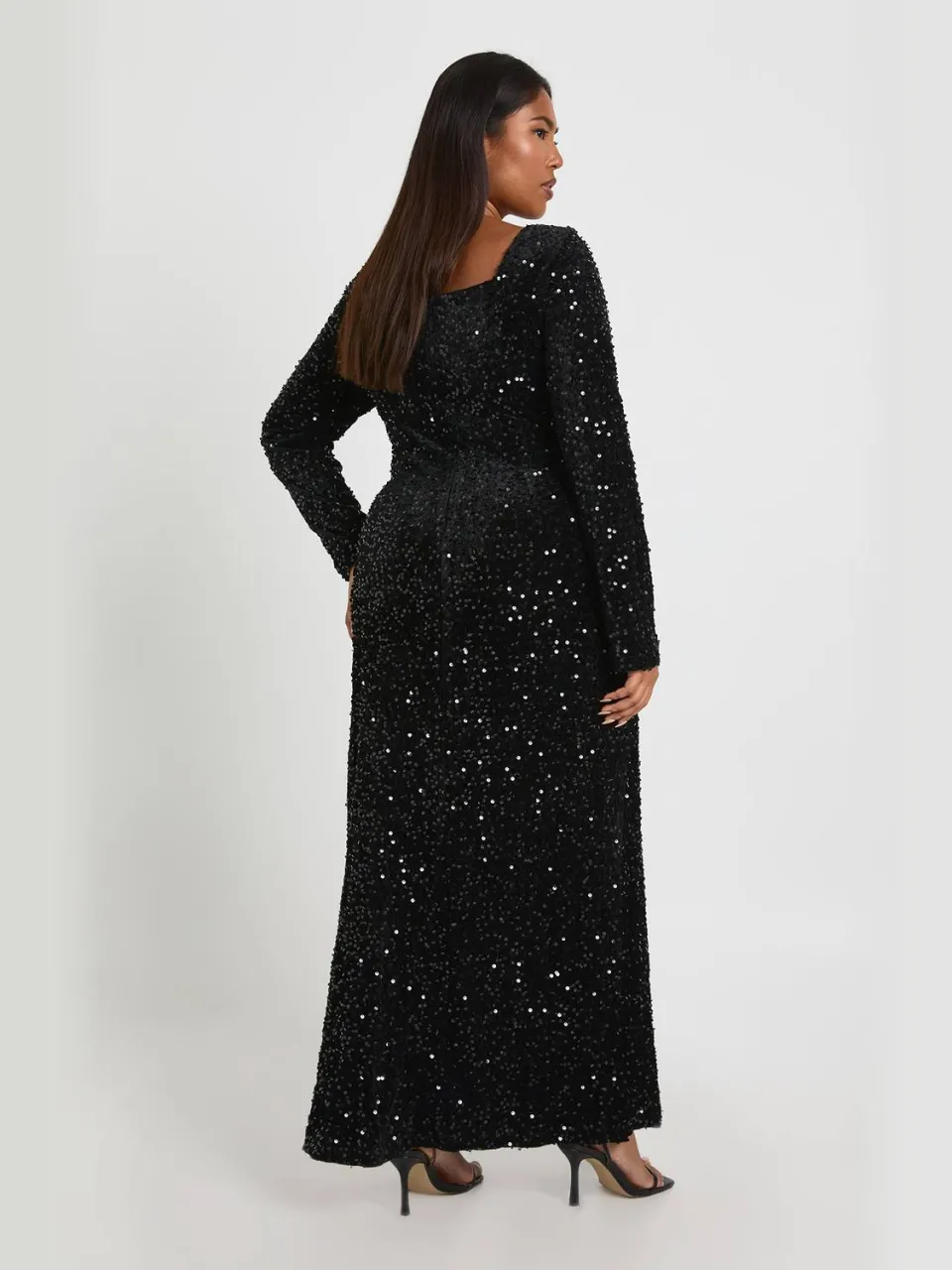 boohoo Dames Plus Jurk met vierkante hals en lange mouwen zwart, foto 2