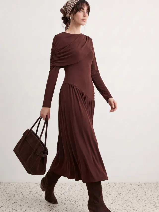 Trendyol TRENDYOLMİLLA Dames Bruin Effen Maxi Lang A-lijn Modest Jurken, foto 2