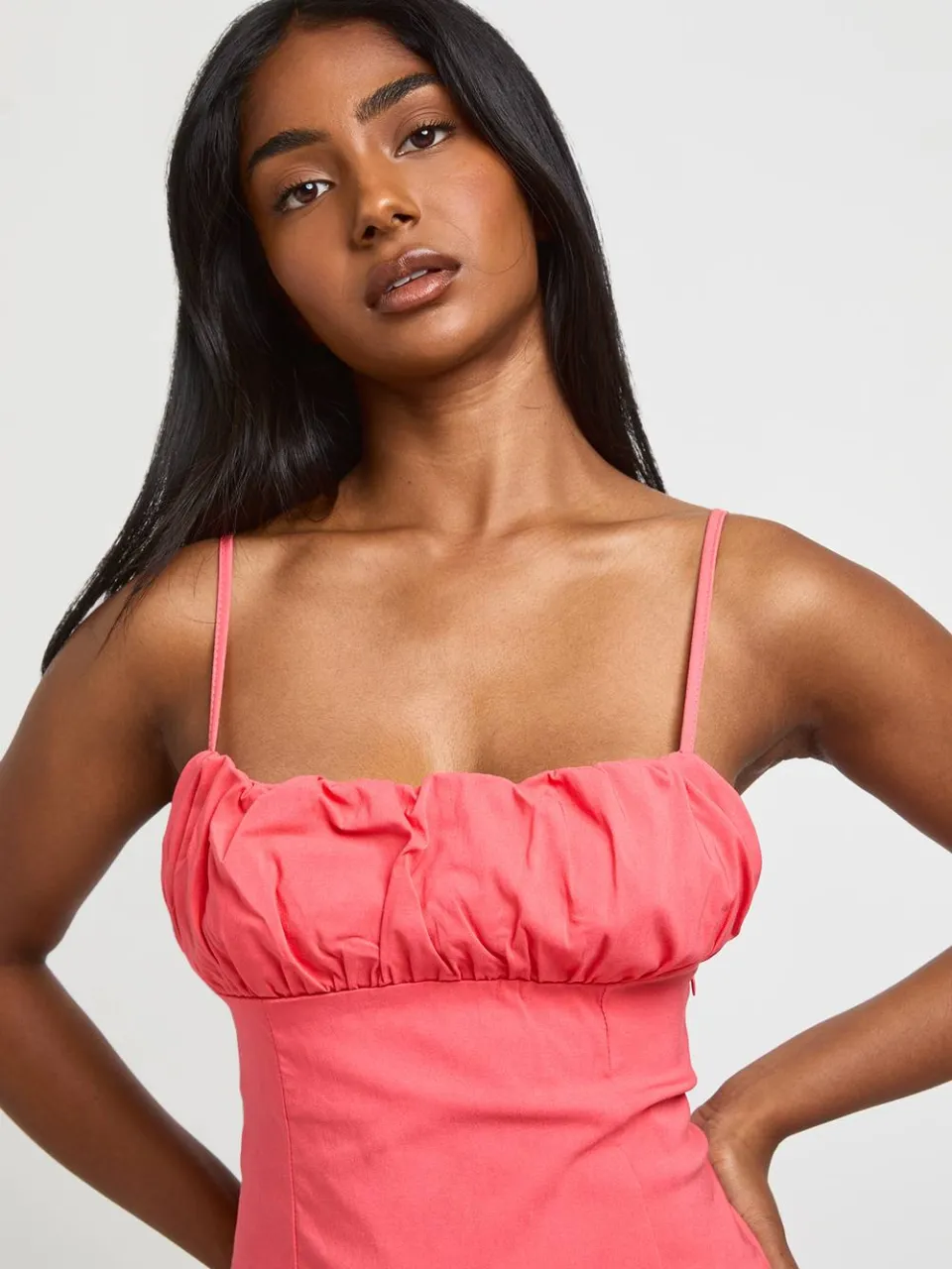 boohoo Dames Bengaline Bodycon Mini Jurk Met Geplooid Bustier oranje rood, foto 4