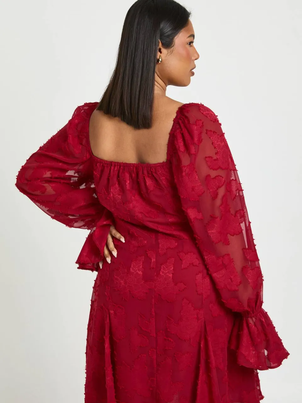 boohoo Dames Plus Burnout Bloemen Godet Zoom Mini Jurk merlot, foto 2