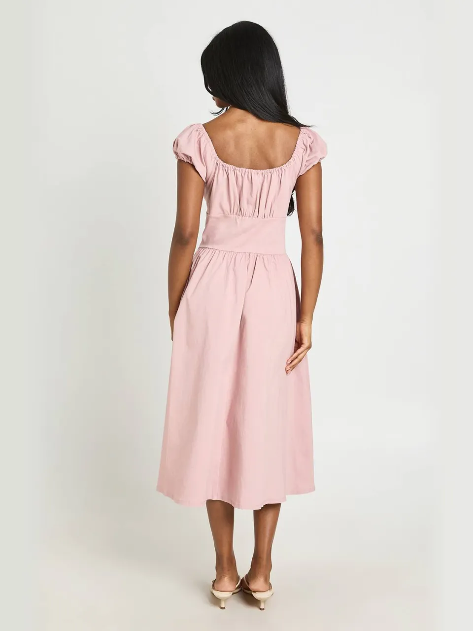 boohoo Dames Midaxi Jurk Met Volumineuze Mouwen En Melkmeisjeshals pastelroze, foto 2