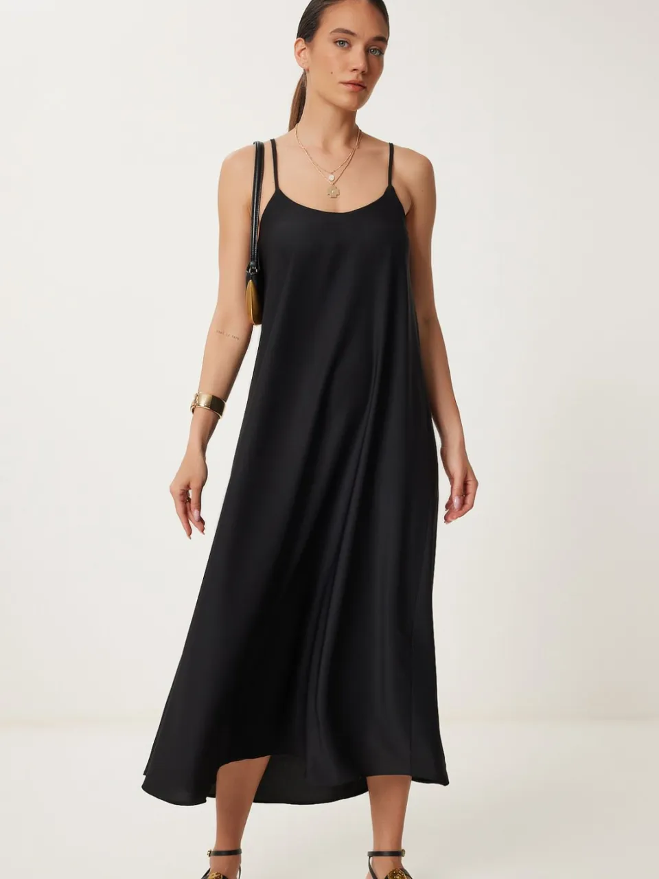 Happiness Istanbul Losse Midi Jurk met U-Hals zwart, foto 2