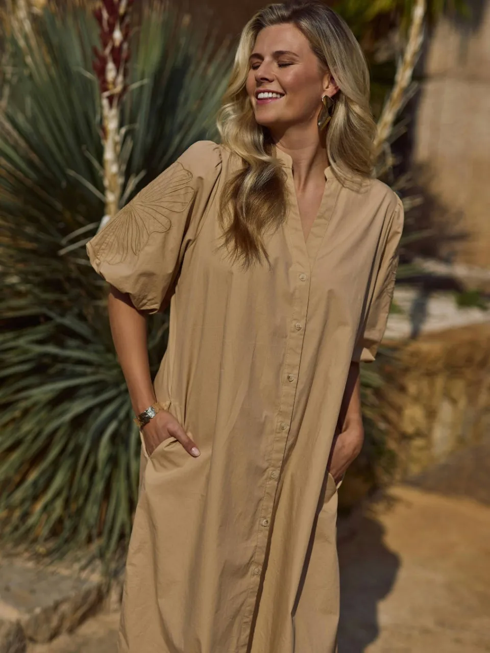 NUKUS gebloemde midi jurk camel, foto 5