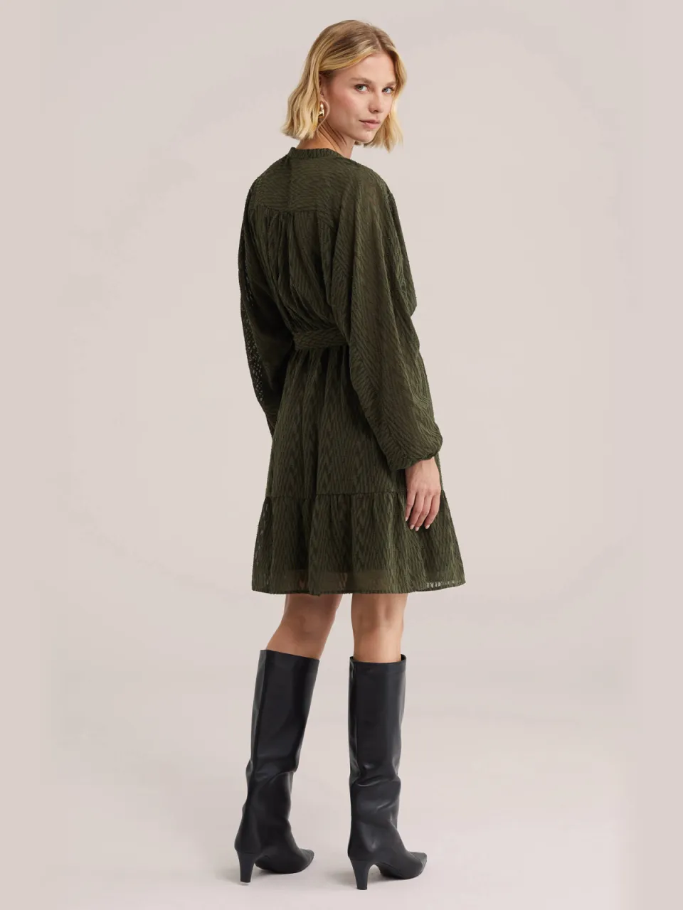 WE Fashion korte jurk met ceintuur - groen, foto 3