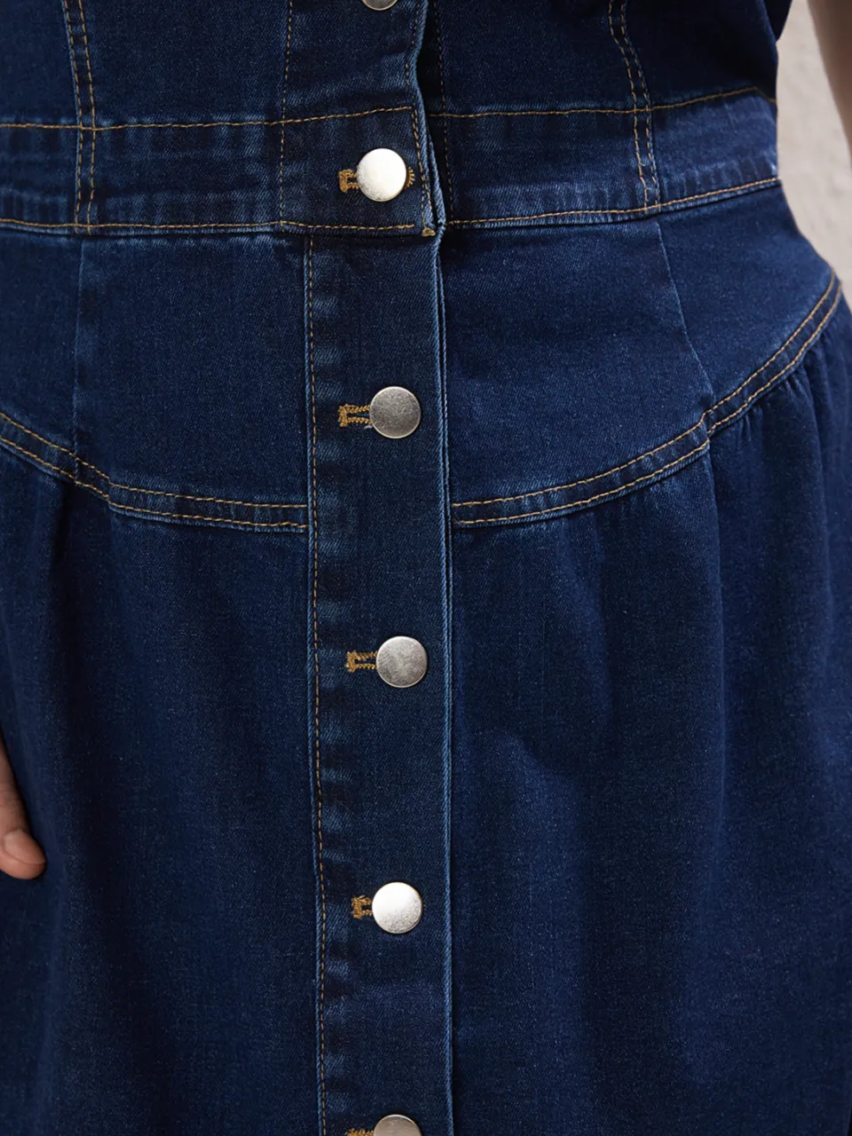 Trendyol Curve Dames Donkerblauw Effen Midi Mouwloos Casual A-lijn Grote maten Jurk, foto 2