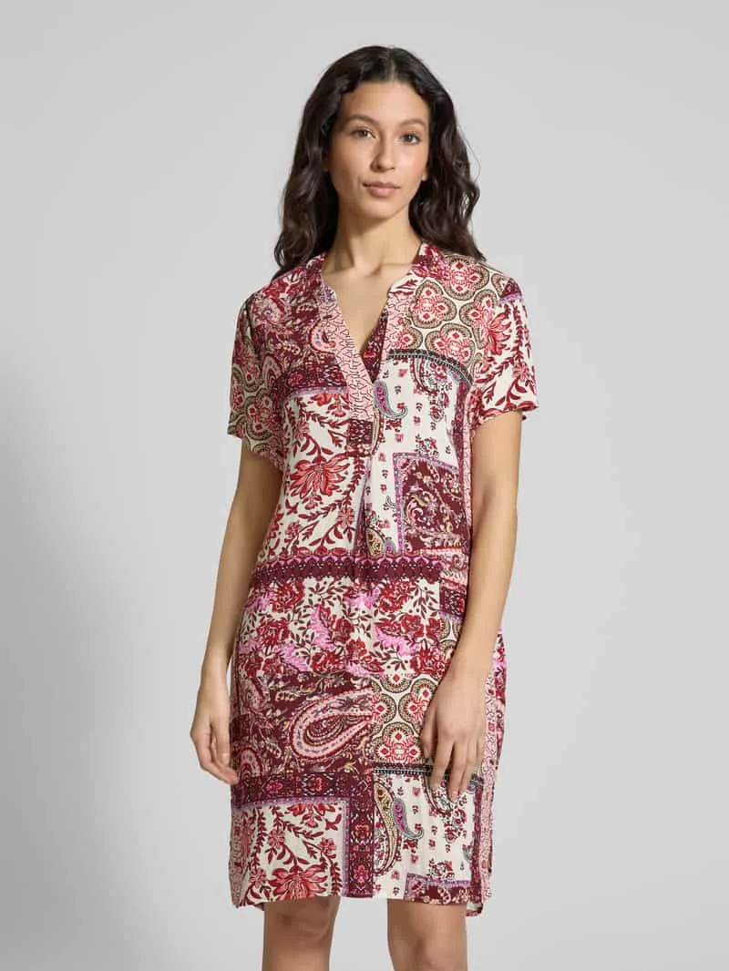 Christian Berg Woman Selection Knielange jurk van viscose met V-hals Felroze