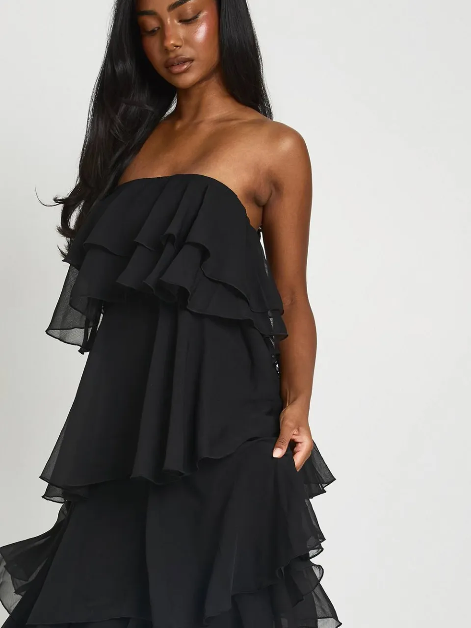 boohoo Dames Chiffon Meerlaagse Maxi Jurk zwart, foto 2