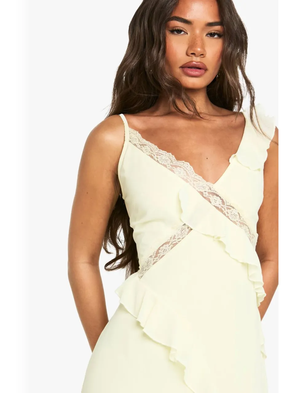 boohoo Dames Chiffon Lace Detail Ruffled Midaxi Jurk citroen, foto 3