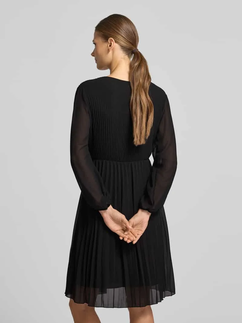 ZABAIONE Vrijetijdsjurk met v-hals model 'Im44sa' zwart, foto 3