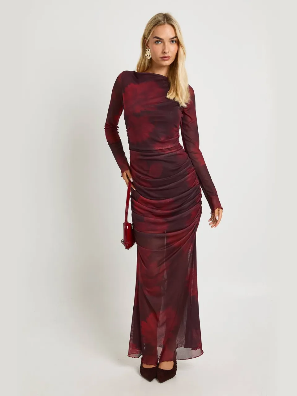 boohoo Dames Floraal Gerafelde Gaas Maxi-jurk rood, foto 2
