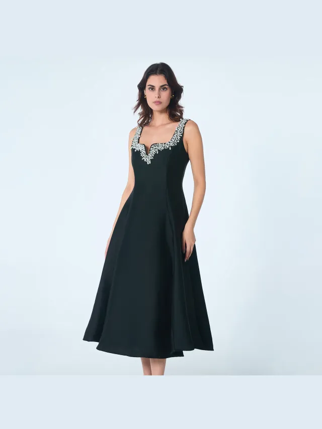 Smart & Joy Cocktailjurk met hartvormig decolleté en kralen Zwart