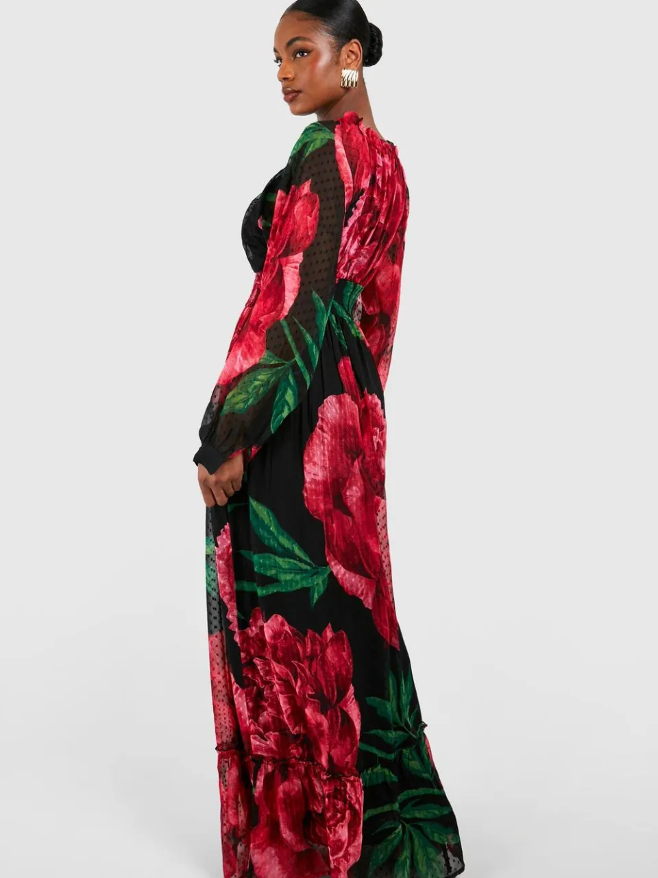boohoo Dames Lange Bloemenprint Dobby Geplooide Maxi-Jurk zwart, foto 3