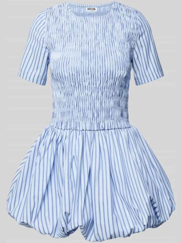 Amy Lynn Cocktailjurk met smokdetails, model 'Eleonor' blauw, foto 2