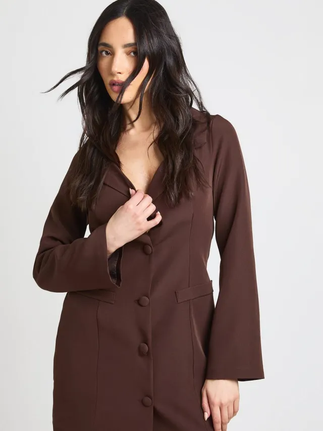 boohoo Dames Bardot Getailleerde Blazer Jurk Espresso