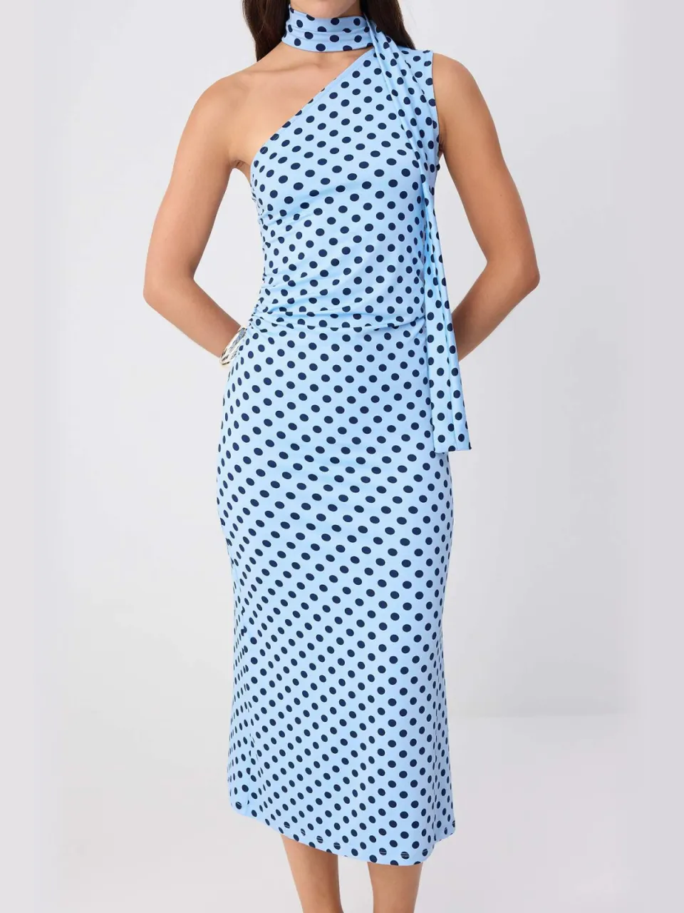Trendyol TRENDYOLMİLLA Dames Blauw Stippen Midi Mouwloos Bodycon Jurken, foto 2