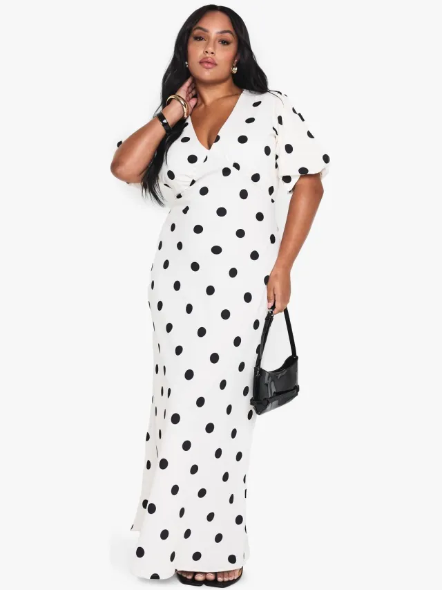 boohoo Dames PLUS POLKA DOT MAXI JURK Ivoor