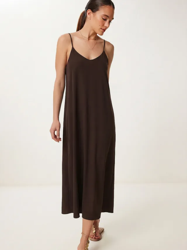 Happiness Istanbul Losse Midi-jurk met U-hals Mokka