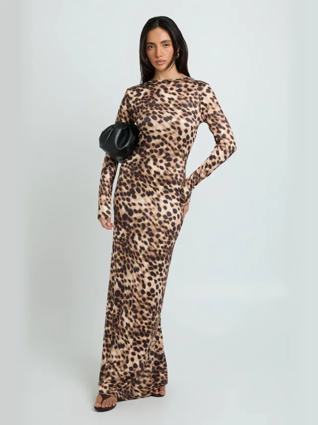 boohoo Dames Tonal Dierenprint Maxi Jurk Met Lange Mouwen Chocoladebruin