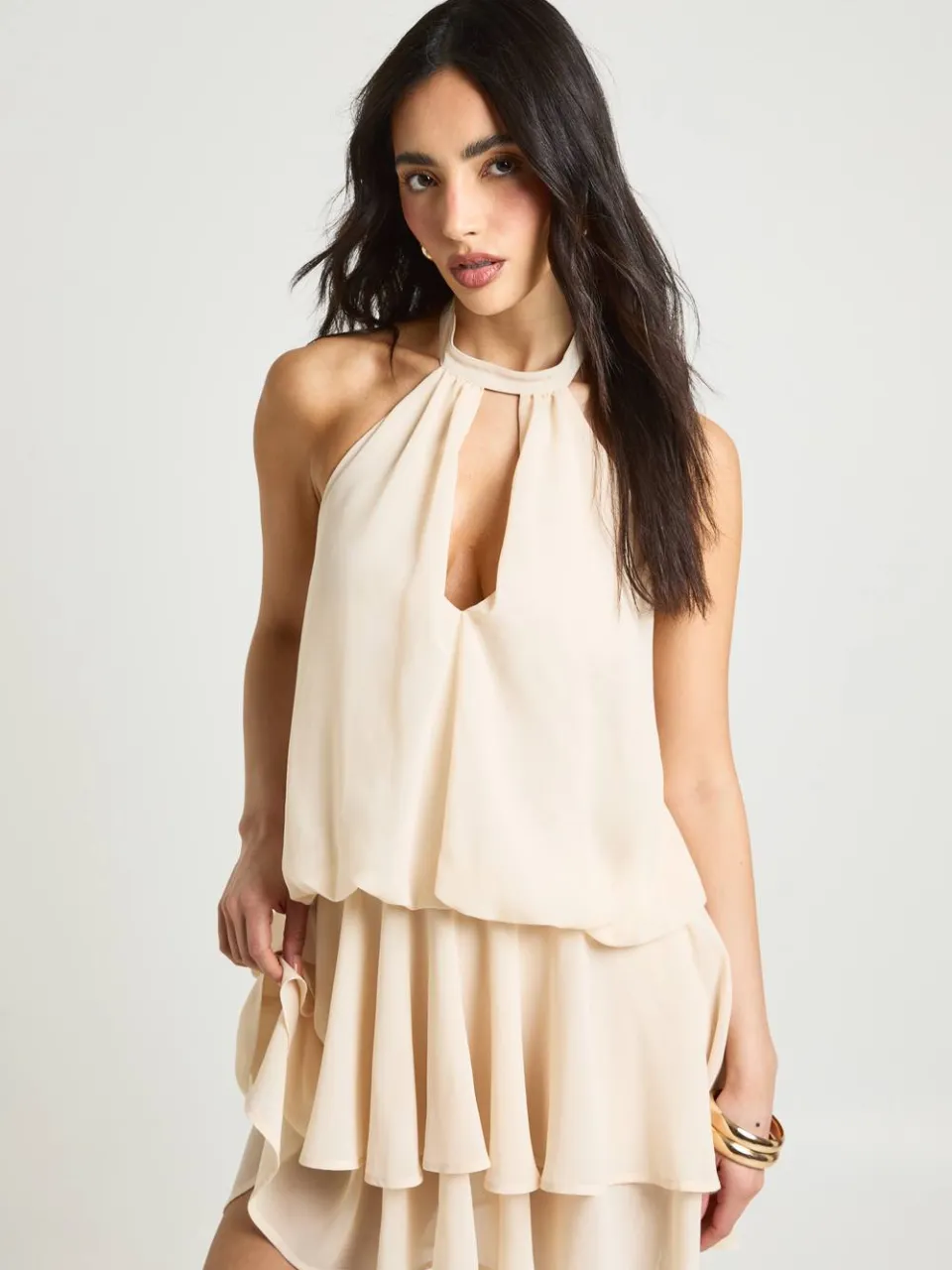 boohoo Dames Chiffon Mini Jurk Met Hoge Hals En Gelaagde Ruches ivoor, foto 3