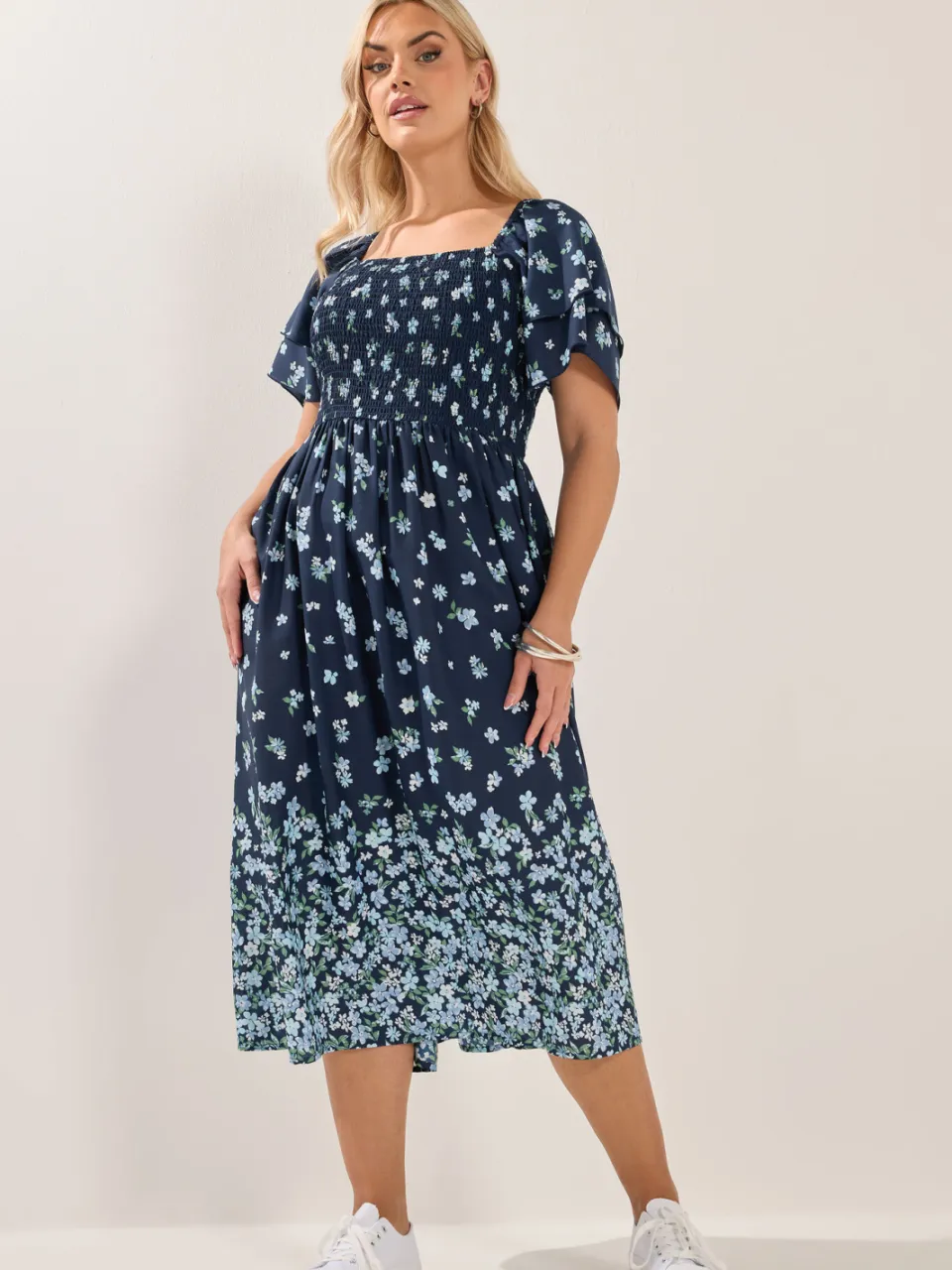 Yours Marineblauwe Maxijurk Met Bloemenprint En Smokwerk, foto 2