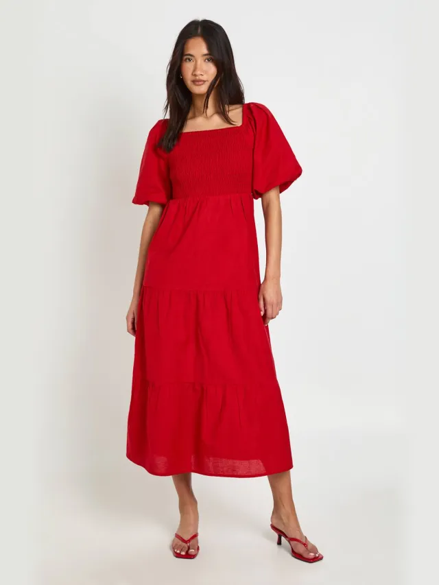 boohoo Dames Linnen-look Jurk Met Volumineuze Mouwen En Gelaagde Midaxi Rok Rood