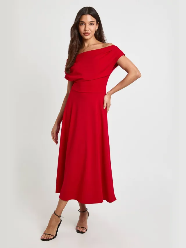 boohoo Dames Crêpe Asymmetrische Halslijn Skater Midi Jurk Rood