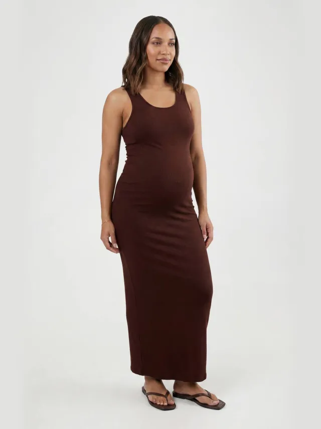 boohoo Dames Zwangerschaps Geribbelde Maxi Jurk Met Ronde Hals Chocoladebruin