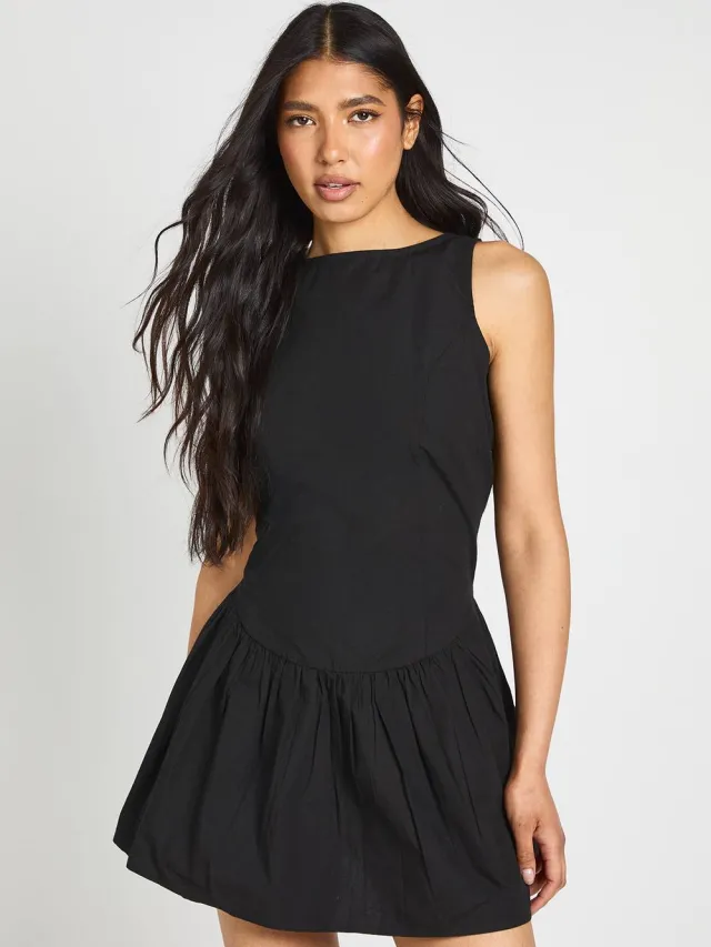 boohoo Dames Lange Katoenen Peplum Mini Skater Jurk Zwart