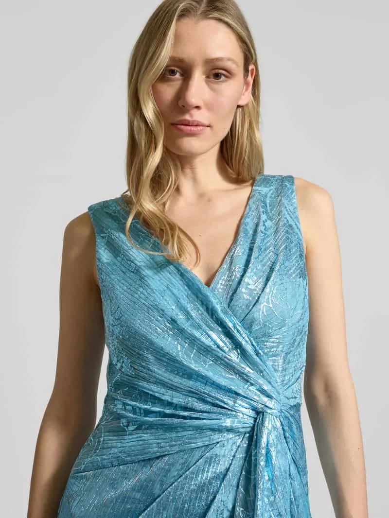 Adrianna Papell Avondjurk met knoopdetail en V-hals bleu, foto 3