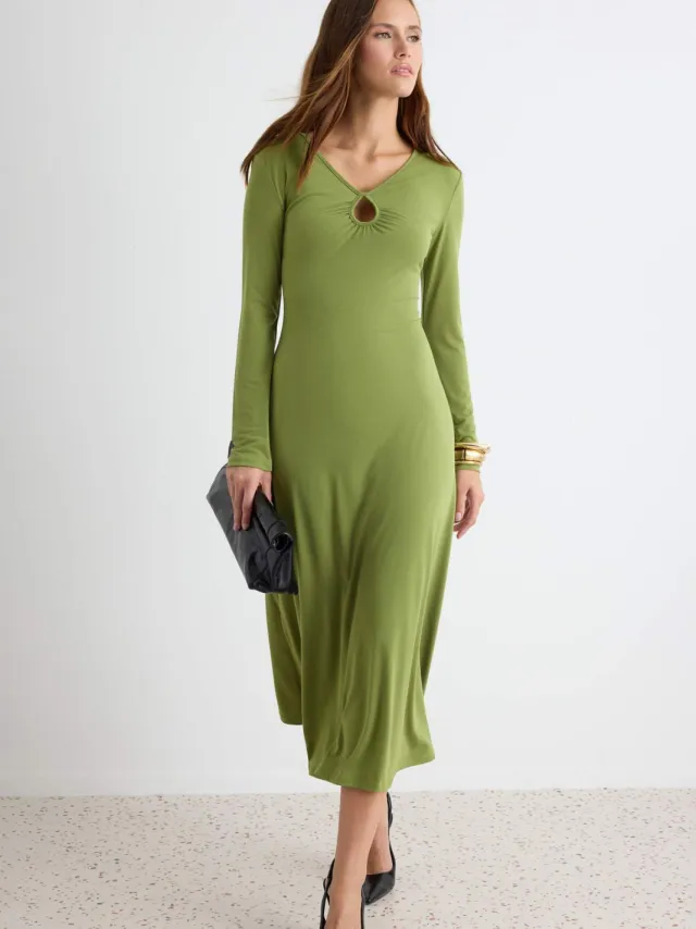 Trendyol TRENDYOLMİLLA Dames Groen Effen Midi Lang A-lijn Jurken