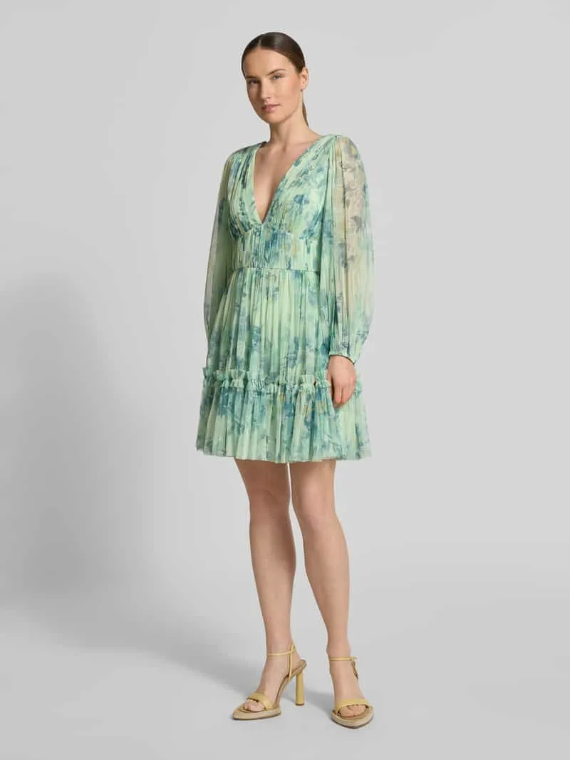 Lace & Beads Cocktailjurk van tule met V-halslijn groen, foto 3