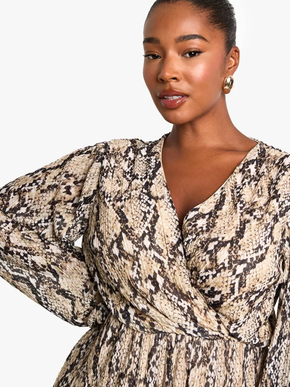 boohoo Dames Plus snake Print Plisse Skaterjurk grijs, foto 4