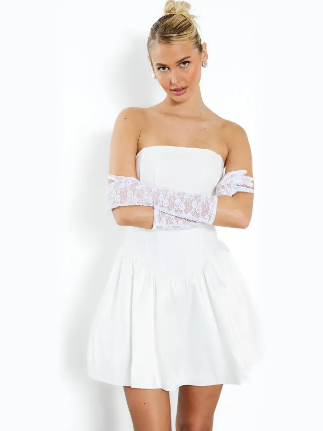 boohoo Dames Bandage Corset Mini Skaterjurk Wit