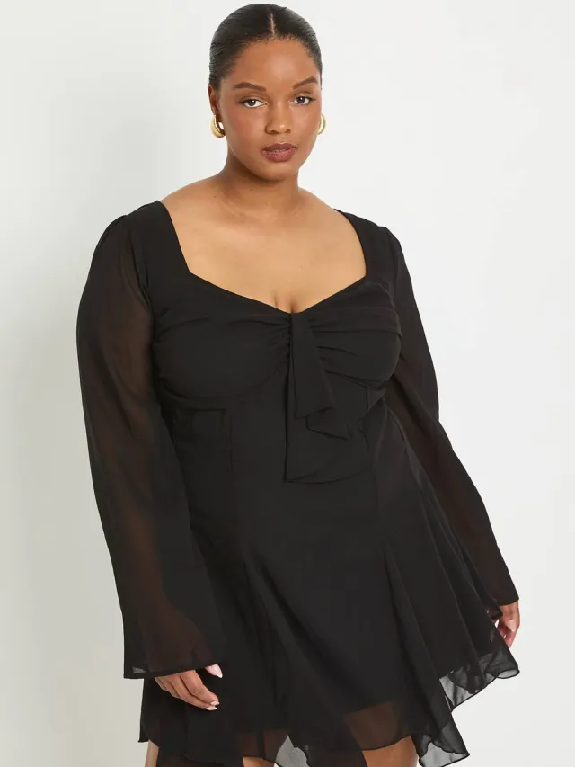 boohoo Dames Plus Godet Zoom Mini Jurk Zwart