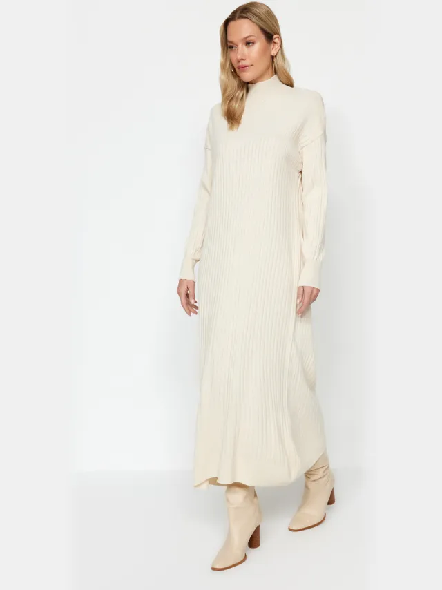 Trendyol Modest Dames Beige Effen Maxi Lang Casual Recht Modest Jurken Gebroken wit