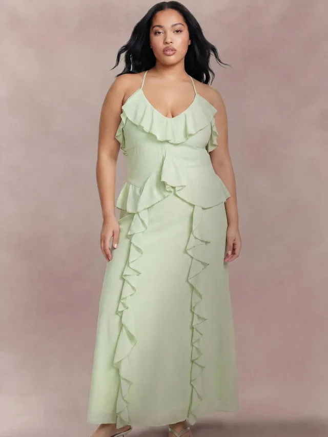 boohoo Dames Plus Halter Ruches Maxi Jurk Verstandig