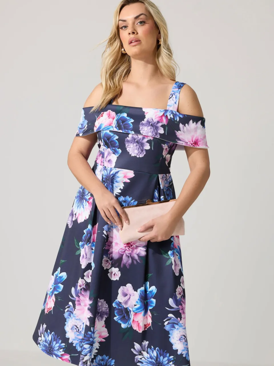 Yours London Marineblauwe Skaterjurk Met Bloemenprint En Blote Schouders, foto 2