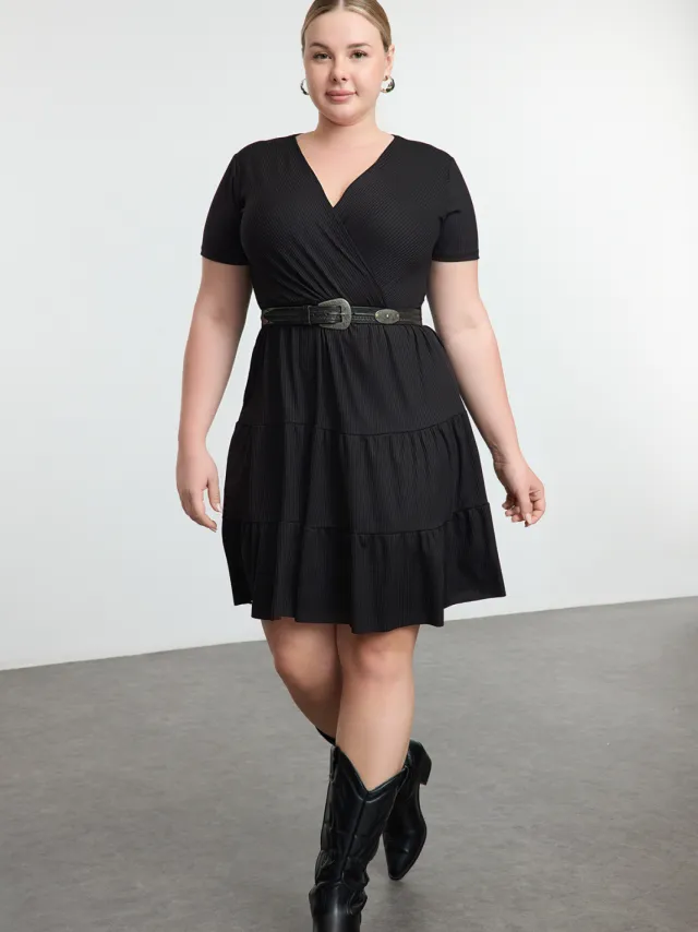 Trendyol Curve Dames Zwart Bloemen Kort / Mini Kort Casual Skater Grote maten Jurk