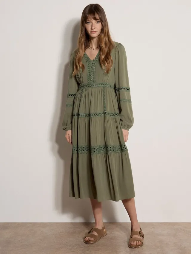 Apricot Midi-jurk met kanten rand en lagen Kaki