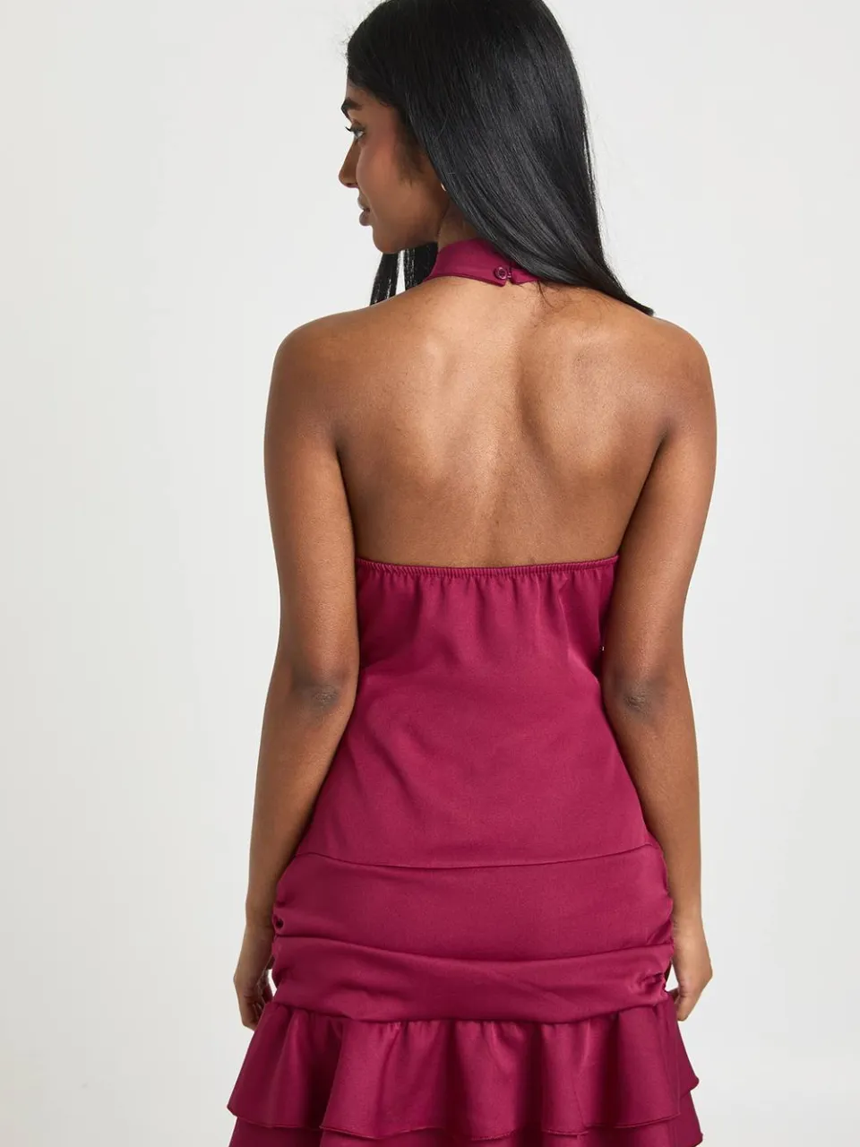 boohoo Dames Halterneck Gerimpelde Drop Zoom Mini Jurk bordeaux rood, foto 3