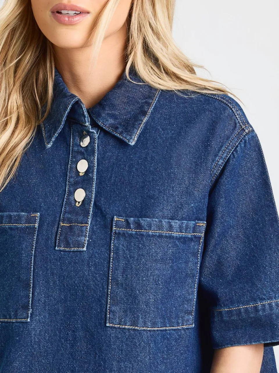 boohoo Dames Petite Korte Mouw Denim Jurk, foto 4
