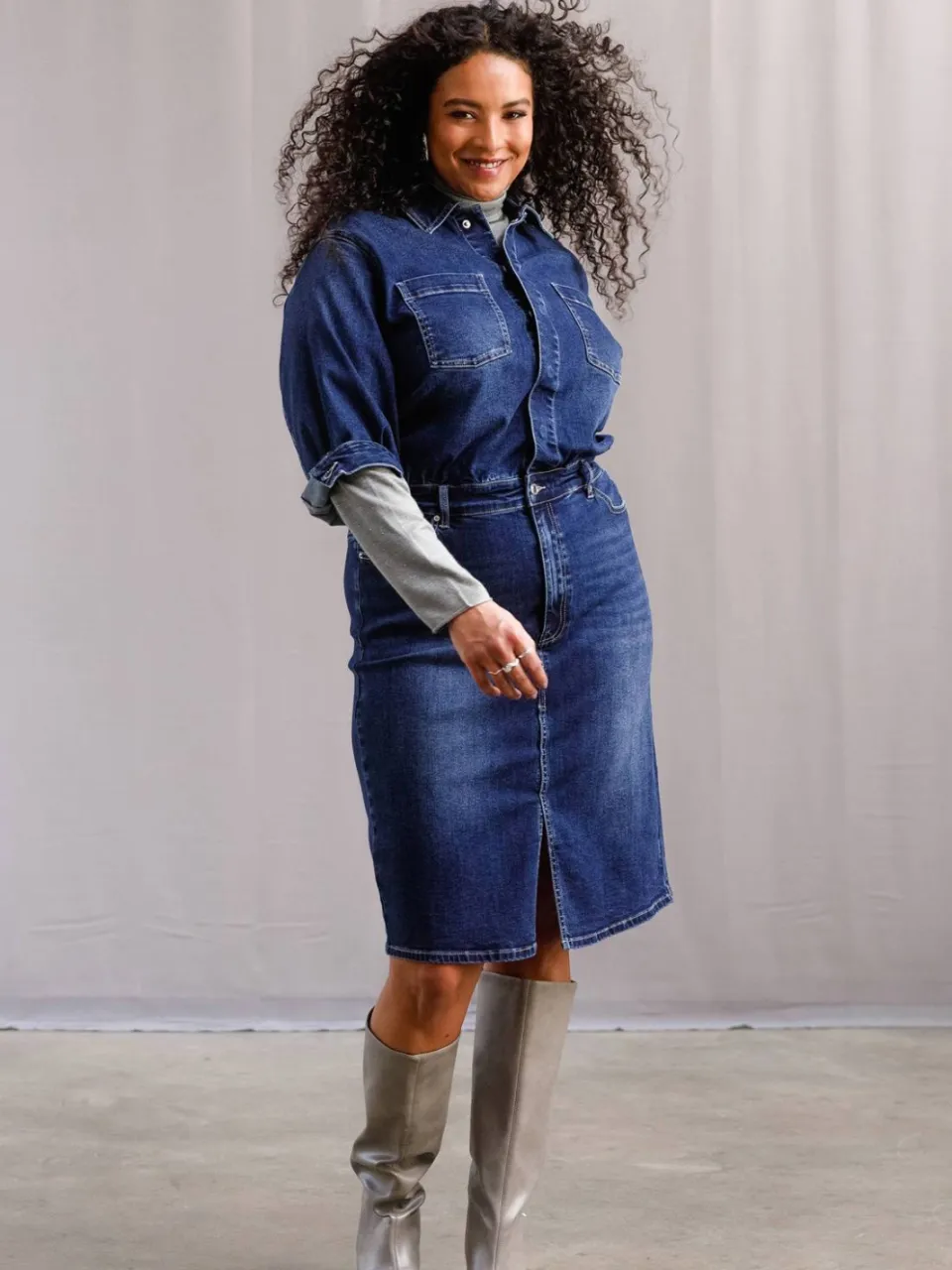 Yest Curve Plus Size midi spijkerjurk - dark blue denim, foto 4
