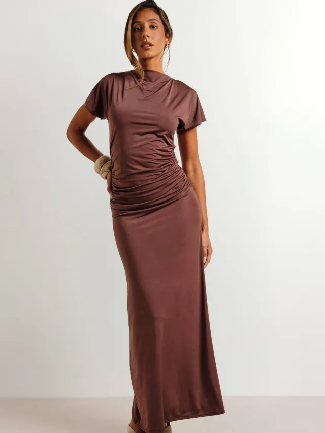 boohoo Dames Superzachte Midaxi Jurk Met Gerimpelde Taille Cacao