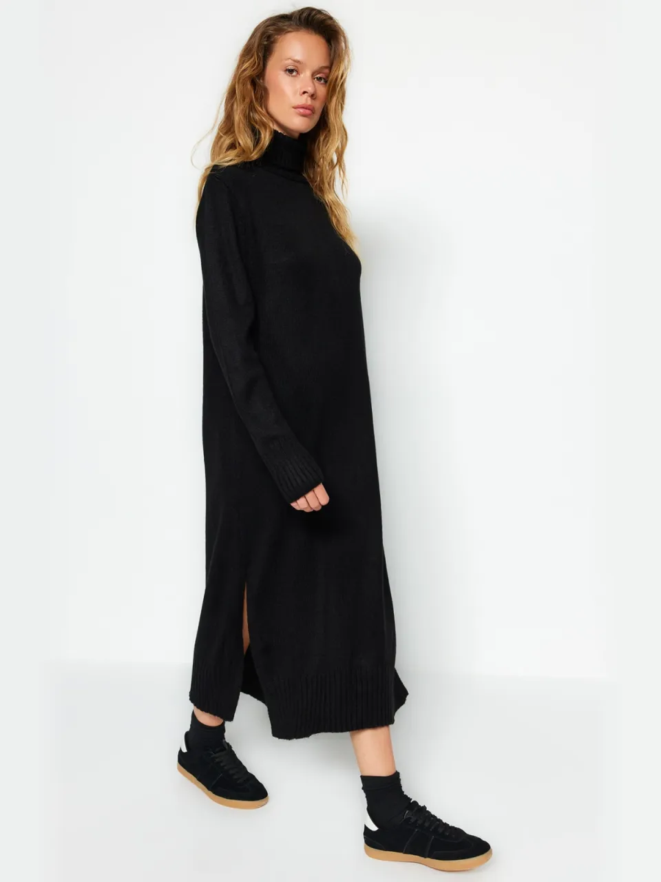 Trendyol TRENDYOLMİLLA Dames Zwart Effen Midi Lang Casual Recht Jurken, foto 2